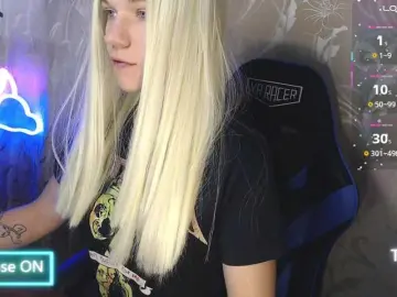 Shinyvictoria  live sex cam