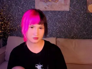 Ekimmj-age  live sex cam