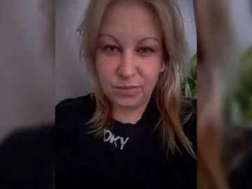 Ipina13  live sex cam