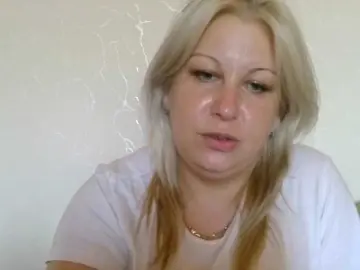 Ipina13  live sex cam