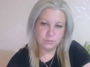 Ipina13  live sex cam