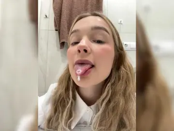 MeowMia  live sex cam