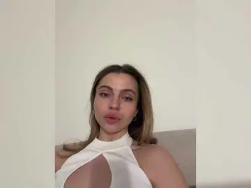 Nataliecroys  live sex cam