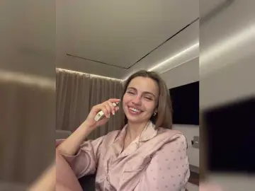 Nataliecroys  live sex cam