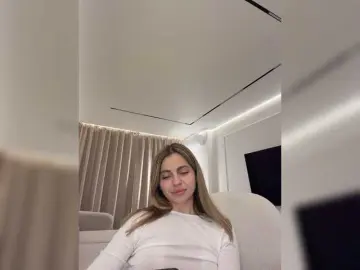 Nataliecroys  live sex cam