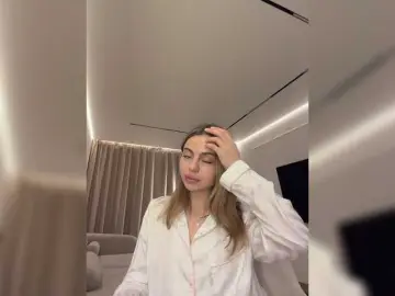 Nataliecroys  live sex cam