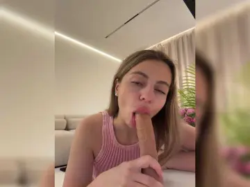 Nataliecroys  live sex cam