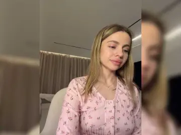 Nataliecroys  live sex cam