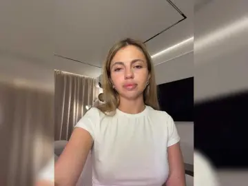 Nataliecroys  live sex cam