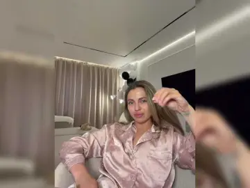 Nataliecroys  live sex cam