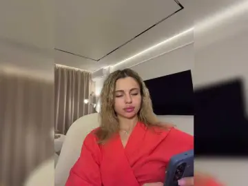 Nataliecroys  live sex cam