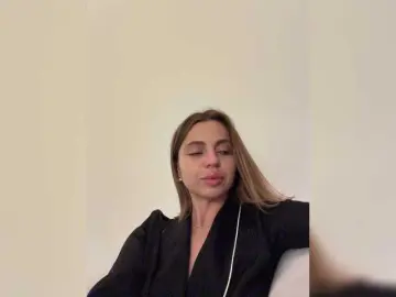 Nataliecroys  live sex cam