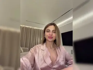 Nataliecroys  live sex cam