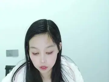 Selinababy99  live sex cam