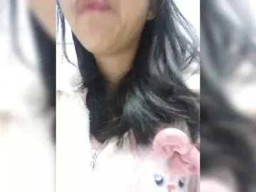 Selinababy99  live sex cam