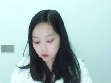 Selinababy99  live sex cam