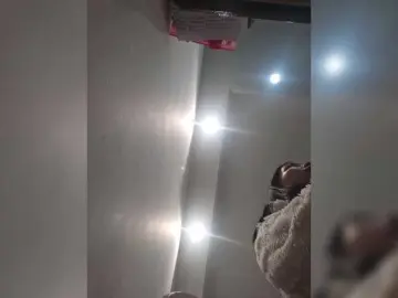 Selinababy99  live sex cam