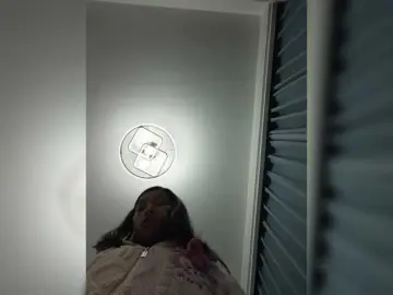 Selinababy99  live sex cam