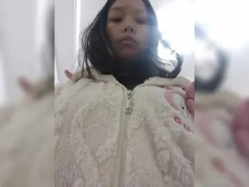 Selinababy99  live sex cam