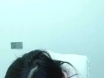 Selinababy99  live sex cam