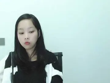 Selinababy99  live sex cam