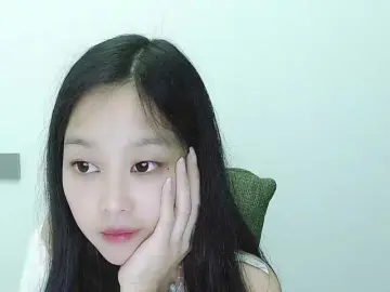 Selinababy99  live sex cam