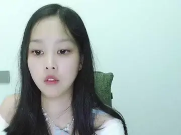 Selinababy99  live sex cam