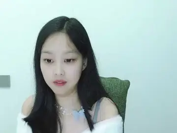 Selinababy99  live sex cam