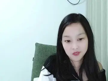 Selinababy99  live sex cam