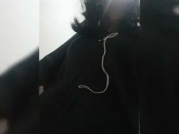 Selinababy99  live sex cam