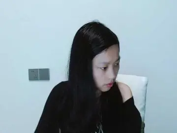 Selinababy99  live sex cam