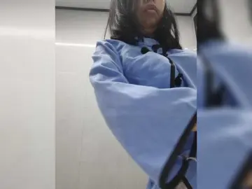 Selinababy99  live sex cam