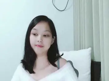 Selinababy99  live sex cam