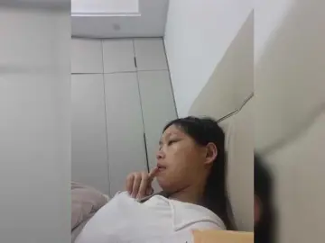 Selinababy99  live sex cam
