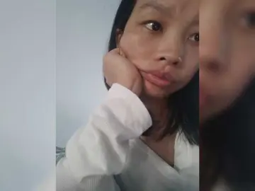 Selinababy99  live sex cam