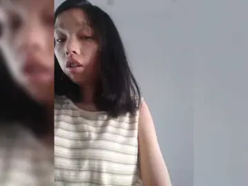 Selinababy99  live sex cam