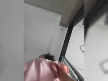 Selinababy99  live sex cam