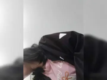 Selinababy99  live sex cam