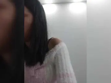 Selinababy99  live sex cam