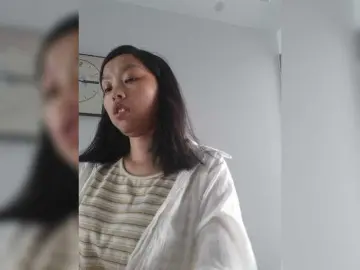 Selinababy99  live sex cam