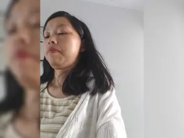 Selinababy99  live sex cam