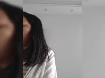 Selinababy99  live sex cam