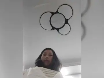 Selinababy99  live sex cam