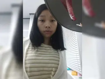 Selinababy99  live sex cam