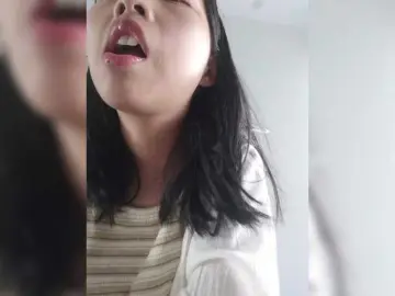 Selinababy99  live sex cam