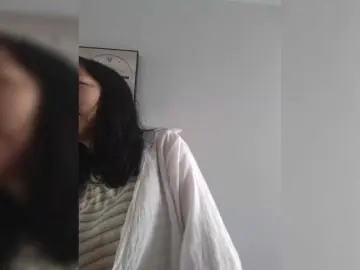Selinababy99  live sex cam