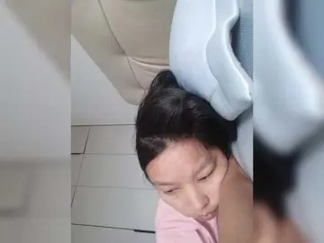 Selinababy99  live sex cam