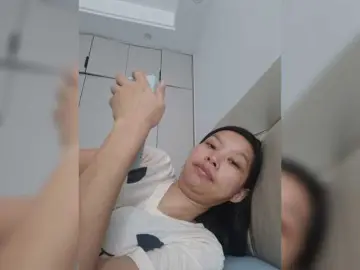Selinababy99  live sex cam