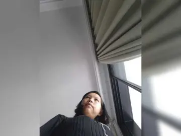 Selinababy99  live sex cam