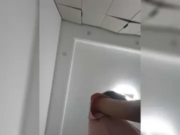 Selinababy99  live sex cam